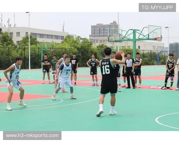 “未来领跑者”青少年篮球明星专项训练营在上海持续火热，助推行业发展